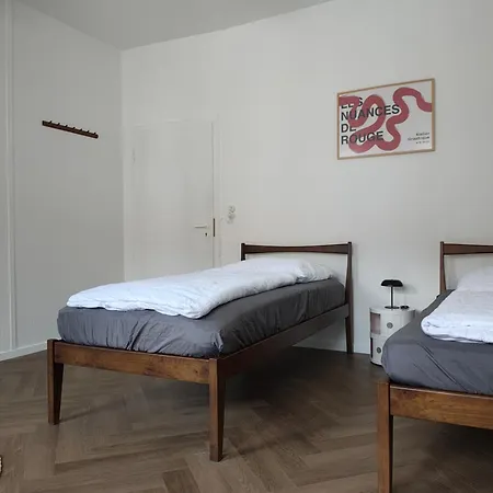 Cityapartment In *