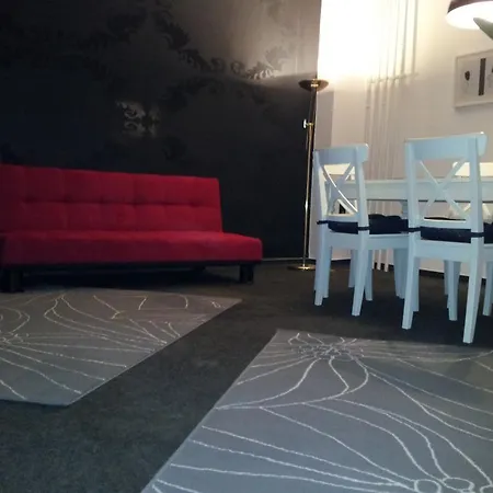 Cityapartment In *